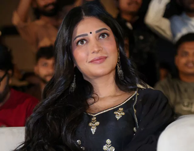 Shruti Haasan at Coolie Pre Release Event